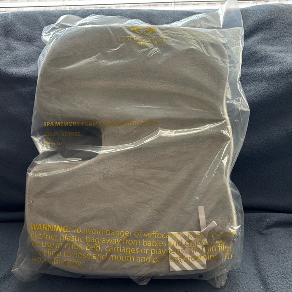 Gold coast spa— seat cushion